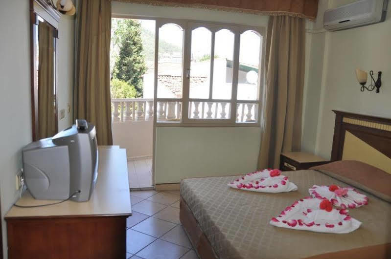 Selen Apart İçmeler Exterior foto